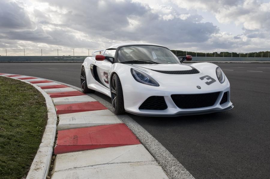  Lotus Exige S 2012 года  (фото 36 из 42)